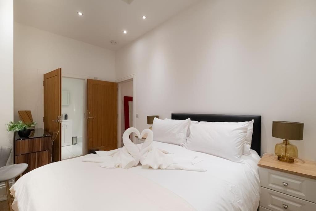 2 Bed 2 Bath Spacious Apartment In Central Aberdeen Exterior photo
